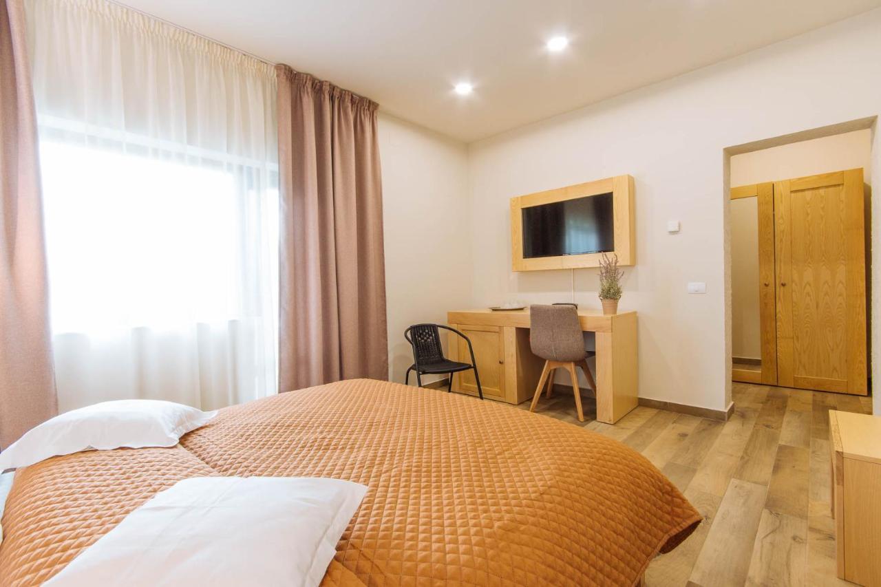 Comoara Raraului Câmpulung Moldovenesc Exterior foto